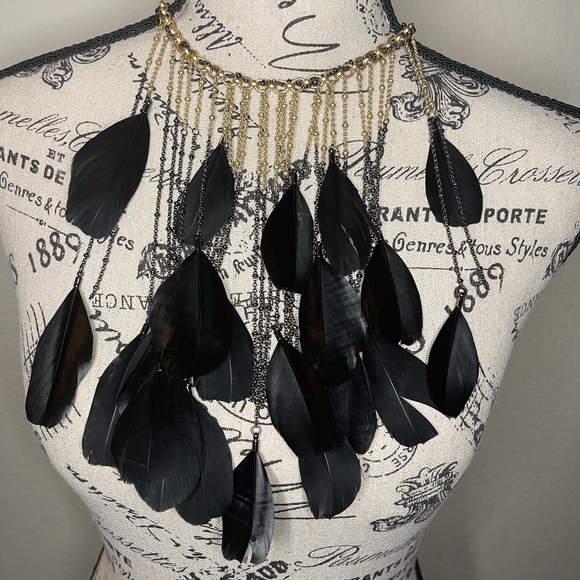 Badgley Mischka Black Feather Necklace - Picture 2 of 6